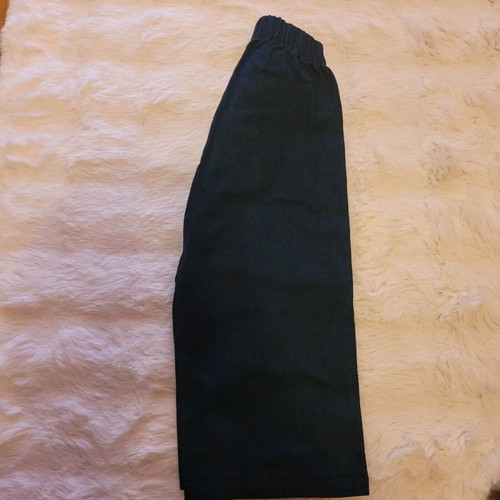 Two In A Castle culotte pants like new for 6 years old blue and red