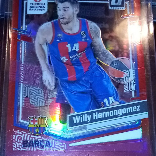 Euroleague Panini 2023-24 Willy Hernangomez Red Optic like new
