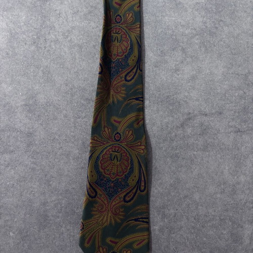 Silk tie like new