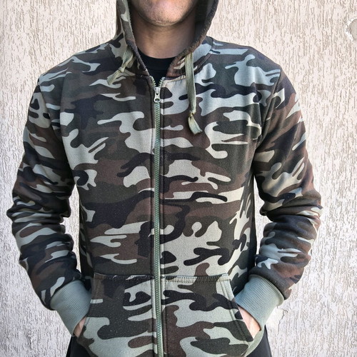 Men's Fleece Camouflage Jacket Large like new, very warm
