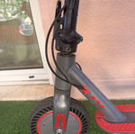 Ηλεκτρικό scooter m365 μεταχειρισμένο με πρόβλημα E0, λάστιχα 10”