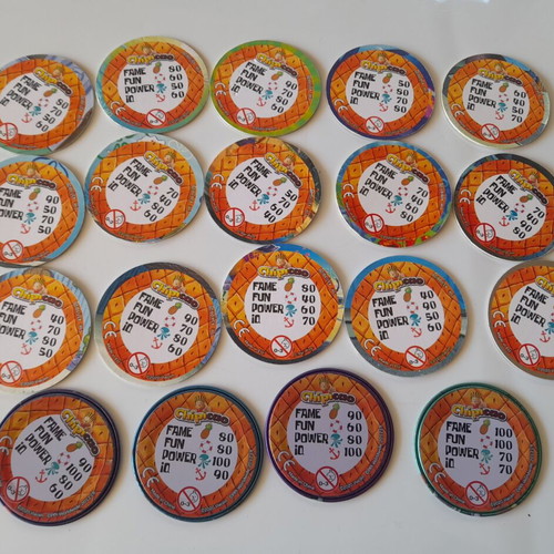 Chipicao SpongeBob caps set of 19, 4 metallic, used
