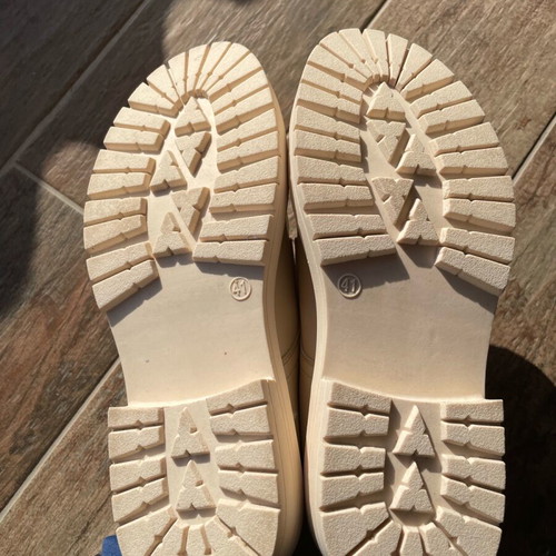 Women's Oxford shoes new, size 41, beige