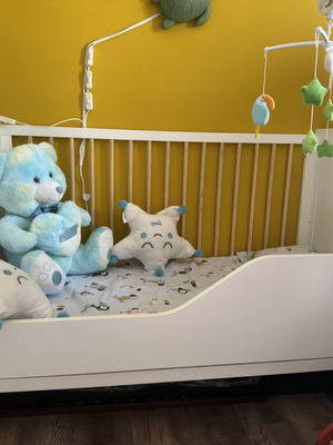 Freeon Ava Wooden Baby Bed 60x120cm like new, white-pine