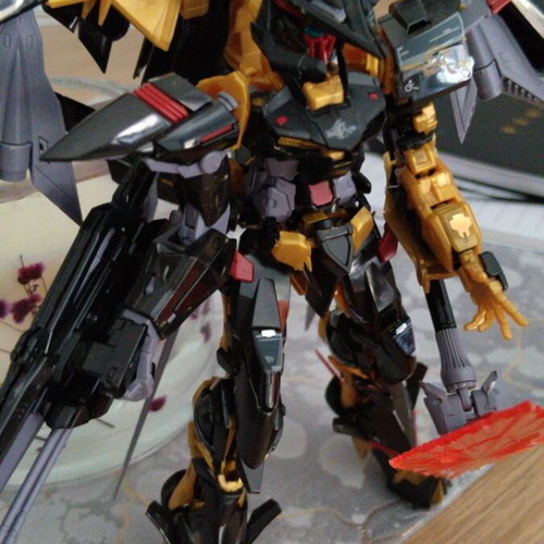 RG Gundam Amatsu Mina figure like new