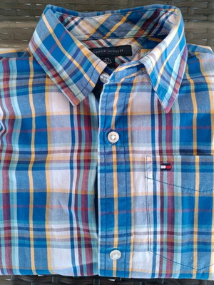 Tommy Hilfiger boys' checkered shirt like new, age 6-7