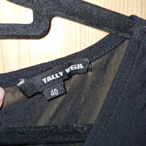 Tally Weijl sleeveless blouse like new, red and black, size L