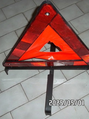 Car triangle used heavy-duty German type with base and reflector