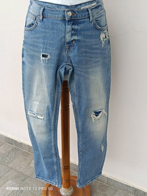 Zara jeans like new, size 42 with rips