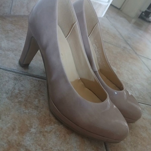 Gabor pumps used, size 36-36.5, sapio milo shade