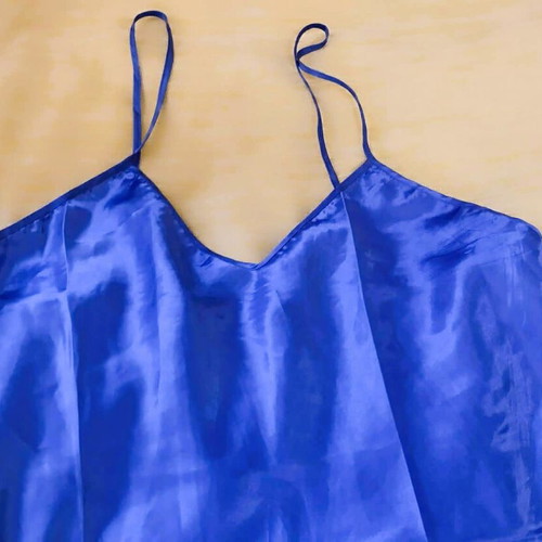Satin nightdress in intense blue roua color L/XL like new