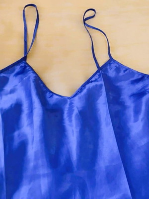 Satin nightdress in intense blue roua color L/XL like new