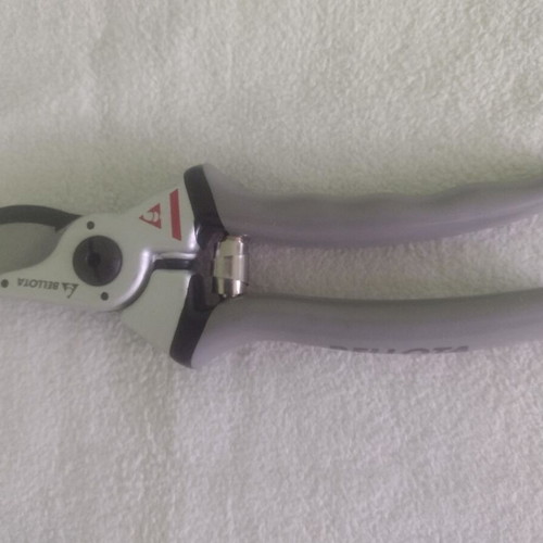 Garden pruning shears (secateur) new