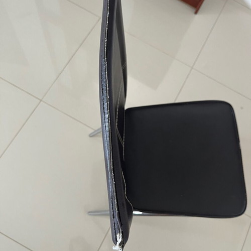 Chairs used with minor wear