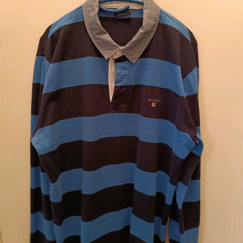 Polo shirts used XL, 2 Gant and 1 Tomy Hilfiger