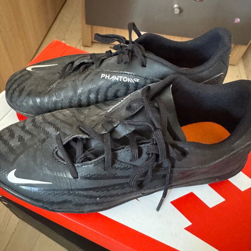 Nike football shoes for turf used, size 38.5