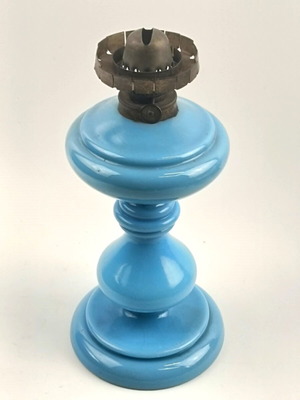 Pitsos Athinai Vintage Oil Lamp Opaline Glass Like New