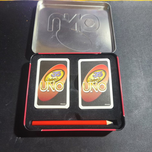 Uno 35 Years Collectible Edition in Metal Case like new
