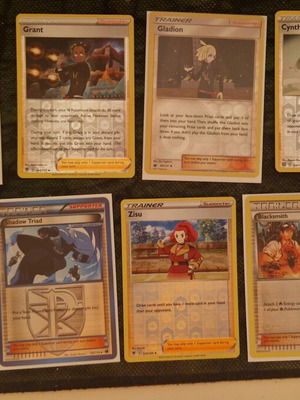 Set of 8 Pokemon Trainer cards