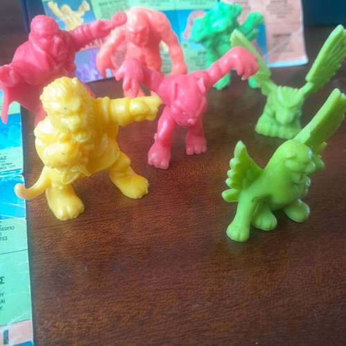 Monster in My Pocket figures used, pack of 7 pieces