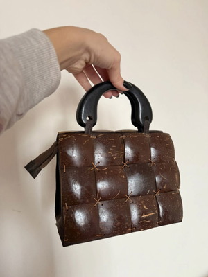Vintage wood handbag unused