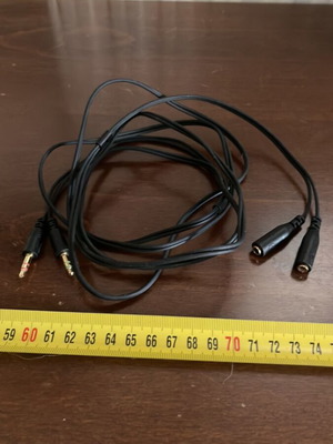 3.5mm Jack Y Splitter Cable 1.1m like new