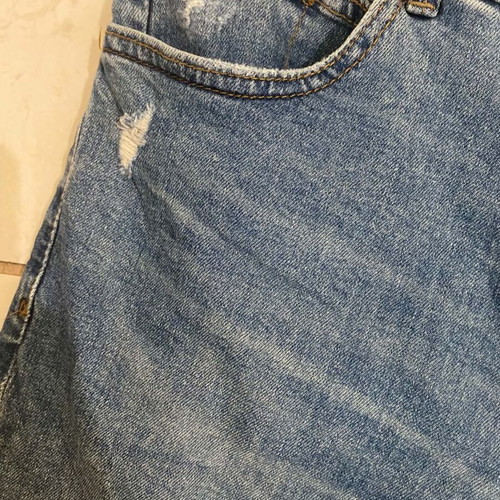 Pull & Bear men's denim bermuda shorts like new, size 32, blue
