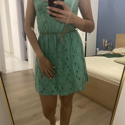 Attrattivo lace dress used, green summer color with lining and belt