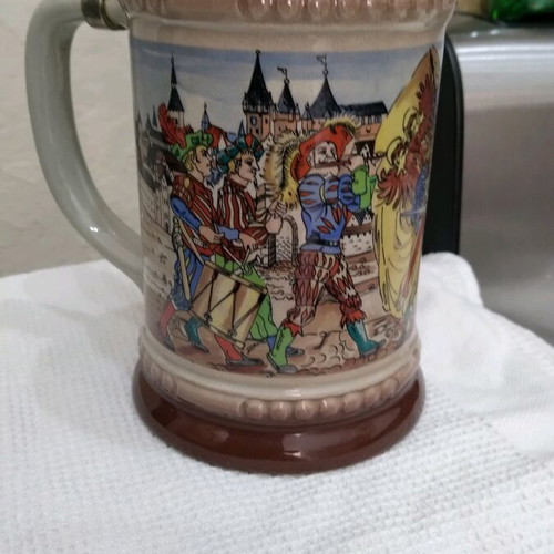 Collectible beer stein 1/5 liter German ceramic like new
