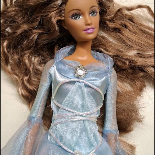 Mattel Barbie Magic of Pegasus Rayla Cloud Queen 2005 vintage doll