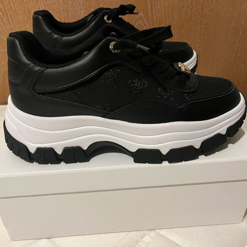 Sneackers αθλητικά παπούτσια Guess μαύρα καινούργια, μέγεθος 41