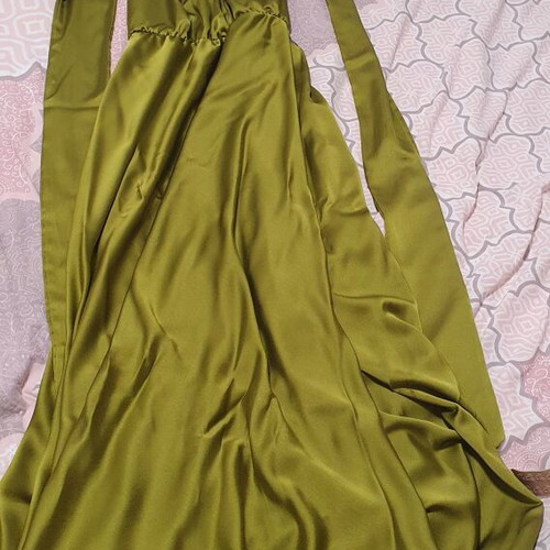 Multifunctional satin dress one size like new