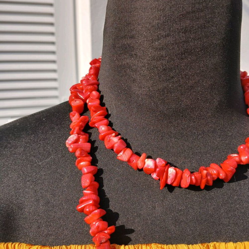 Necklace with red coral, like new, 45cm length