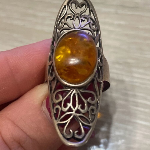 Silver 925 ring with vintage amber