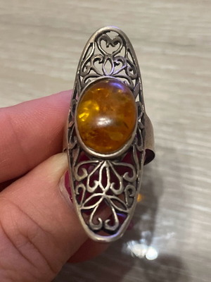 Silver 925 ring with vintage amber