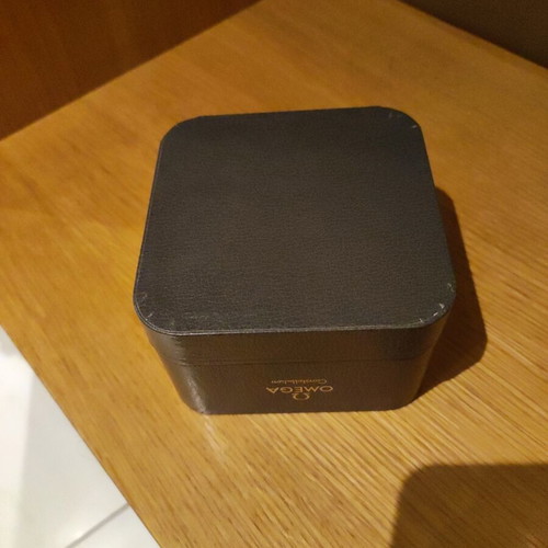 Omega Constellation box like new