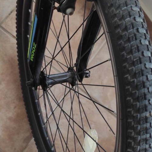 Ideal Strobe 24” Mountain Bike like new, aluminum frame, V-brakes