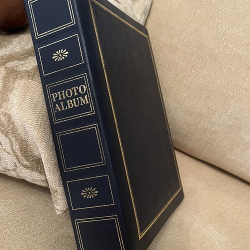 Photo album like new, leatherette cover