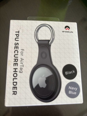 AhaStyle WG38 keychain for Apple AirTag 1pc black and 1pc blue new