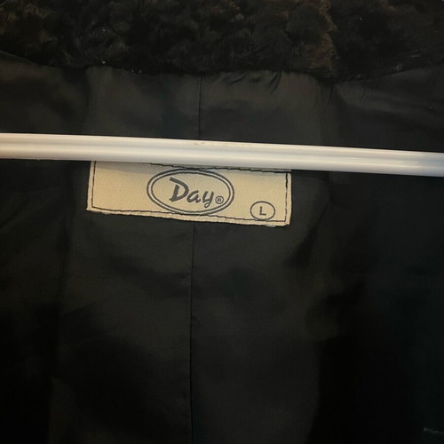 Faux Fur Cropped Jacket Day size L like new, black