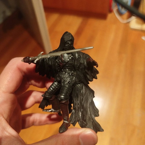 Figures of warriors, dragons and monsters used