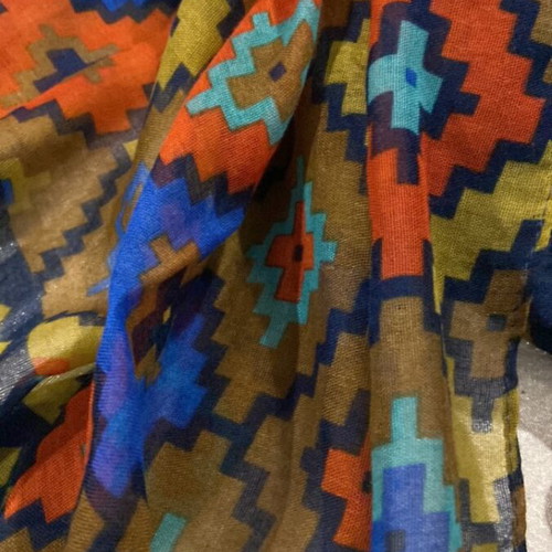 3 women's scarves