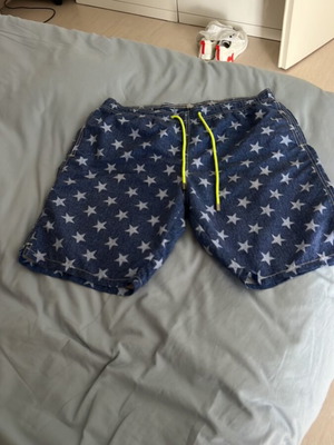 MC2 Saint Barth men's swim shorts XXL like new, white and blue