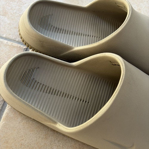 Nike calm slides, beige, size 42