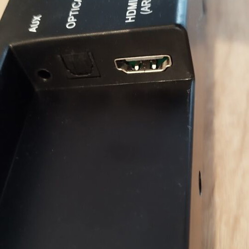 Music bar like new, connects to PC, tablet, smartphone