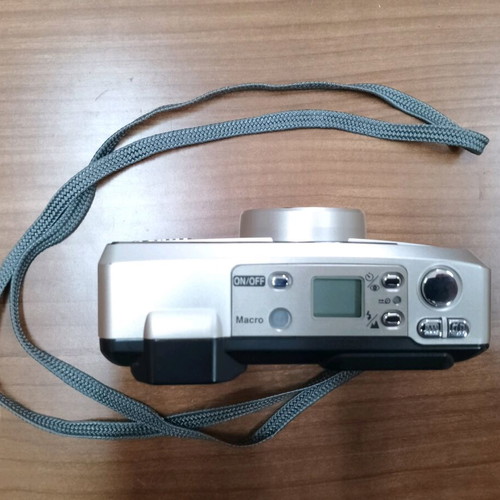 Nikon One Touch Zoom 90s AF camera like new