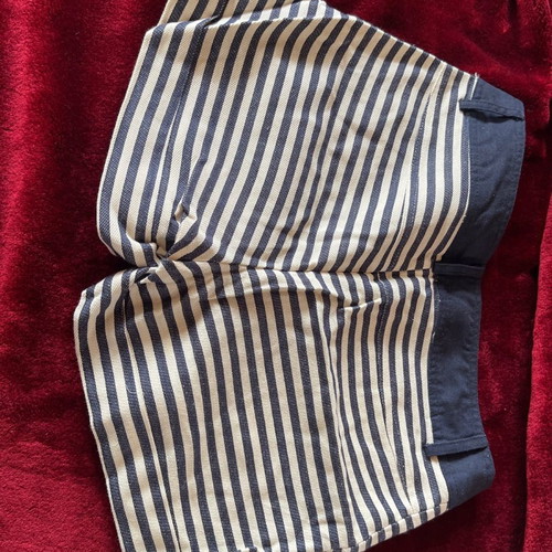 Lucy & Co women's striped white beige shorts used, size Small S