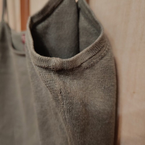 Monsoon women's top like new, size Large, olive green