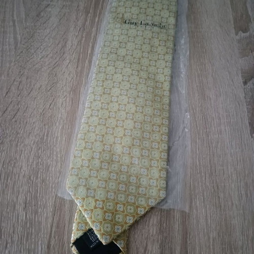 Guy Laroche Men's Tie New Patterned 100% Silk
