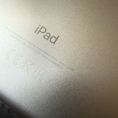 iPad 8th used for parts, pack of 5 pieces